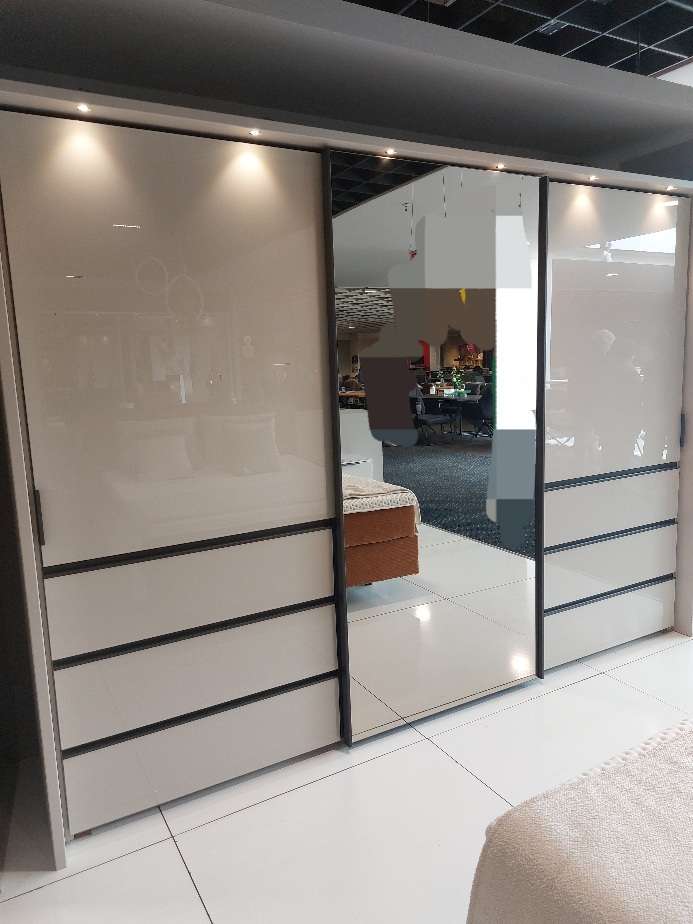 Schwebetürenschrank Malibu
