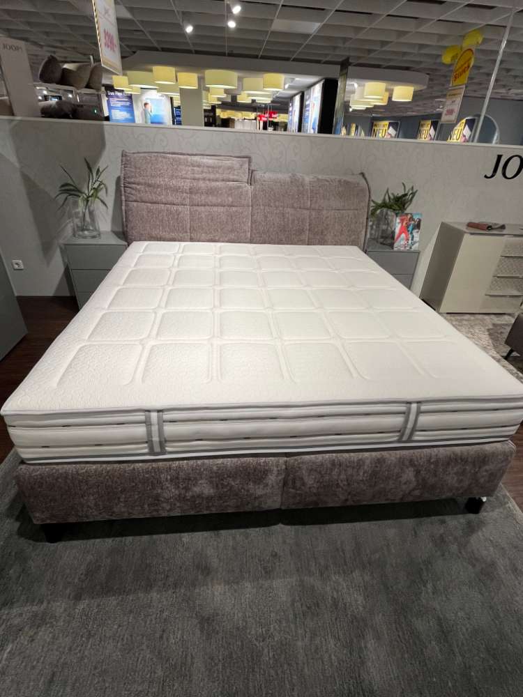 Boxspringbett Musterring „Atelier“
