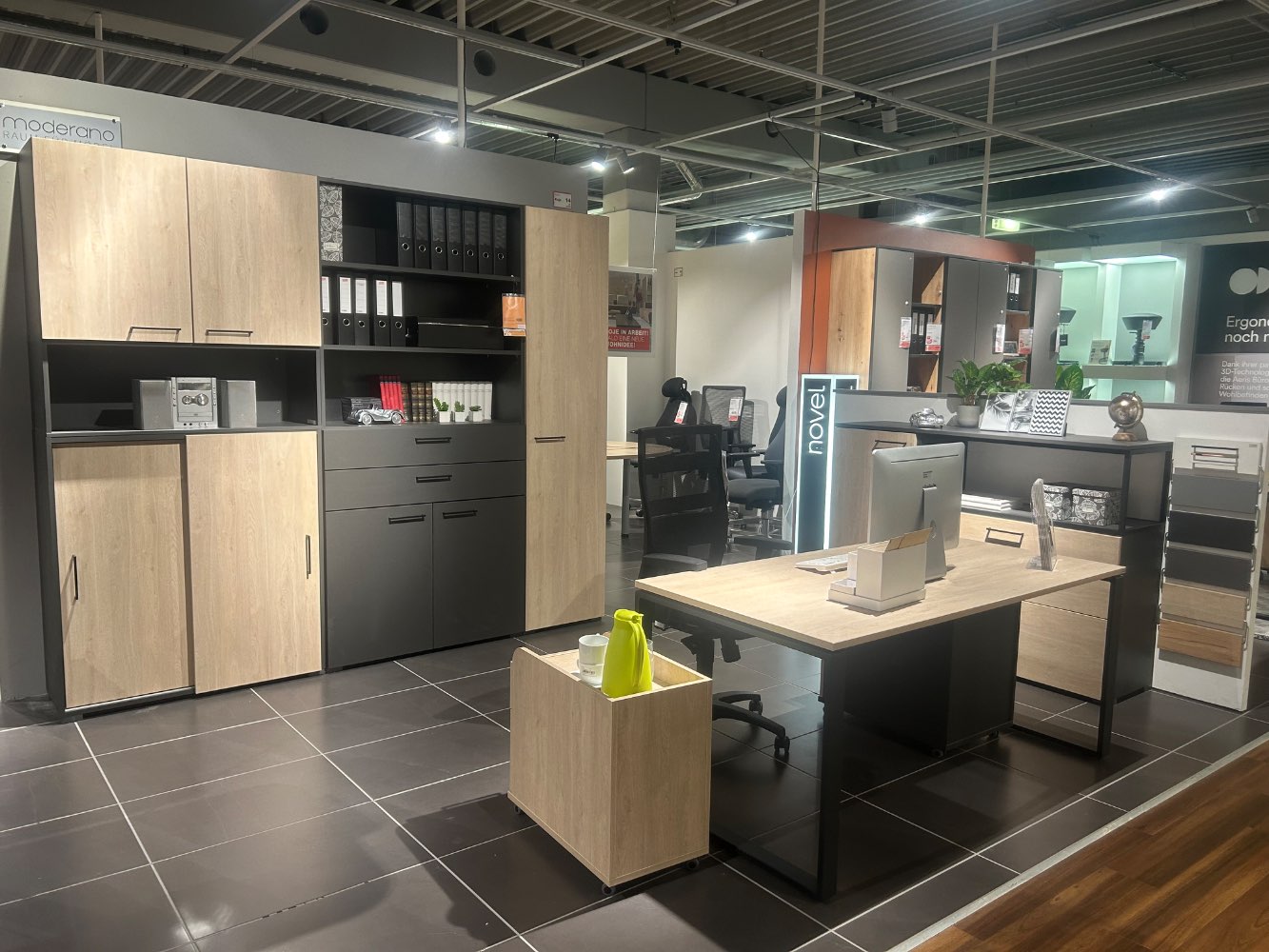 MODERANO BÜROKOMBI FLOW