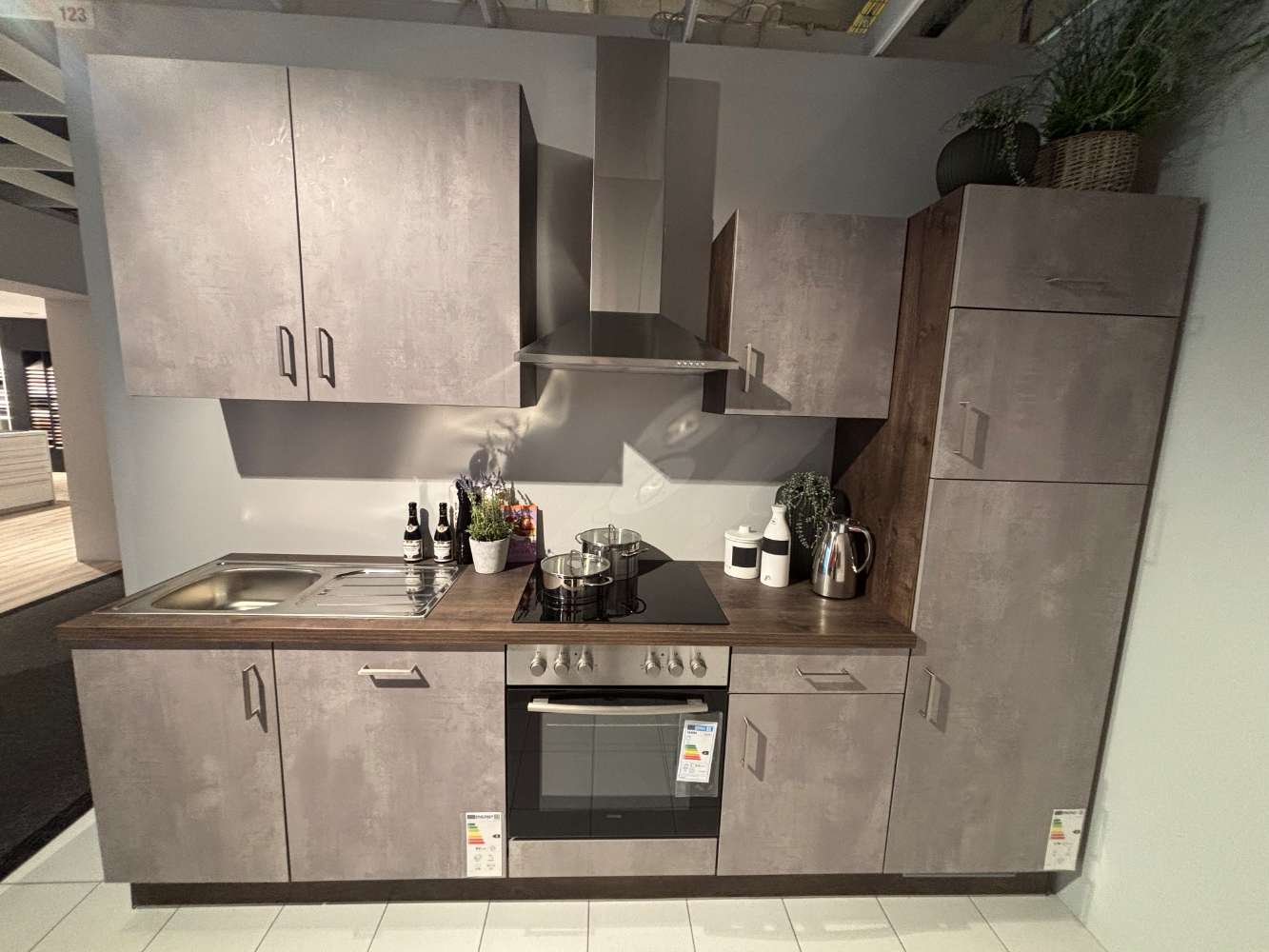 Einbauküche Impuls Smart1200 Beton Optik inkl. Geräte ca.280cm