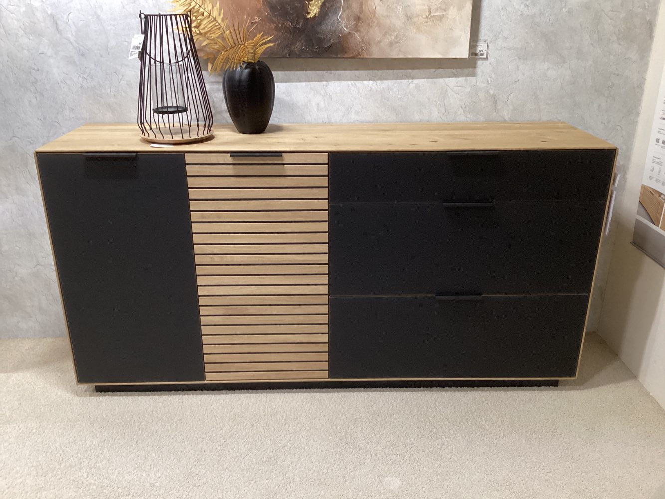 Sideboard