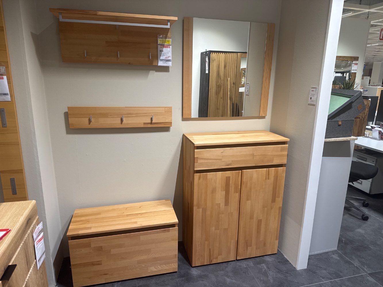 Garderobe Pura