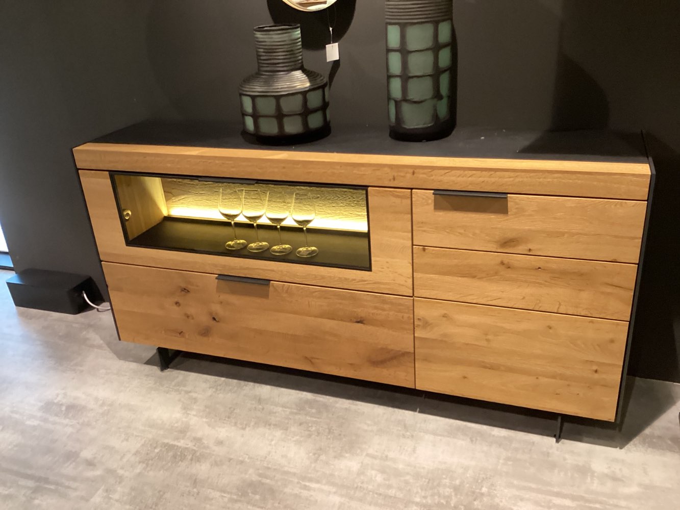 Sideboard