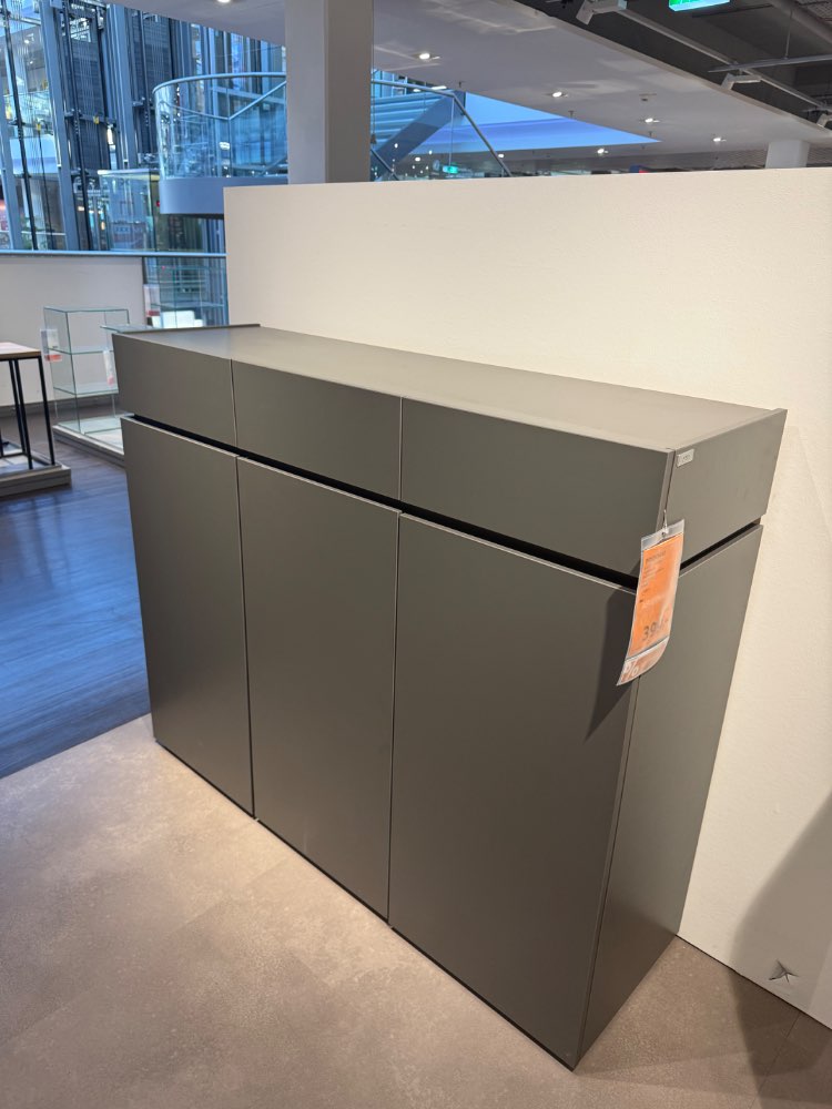 Sideboard Voleo 135x111x40 – XXXLutz Fellbach
