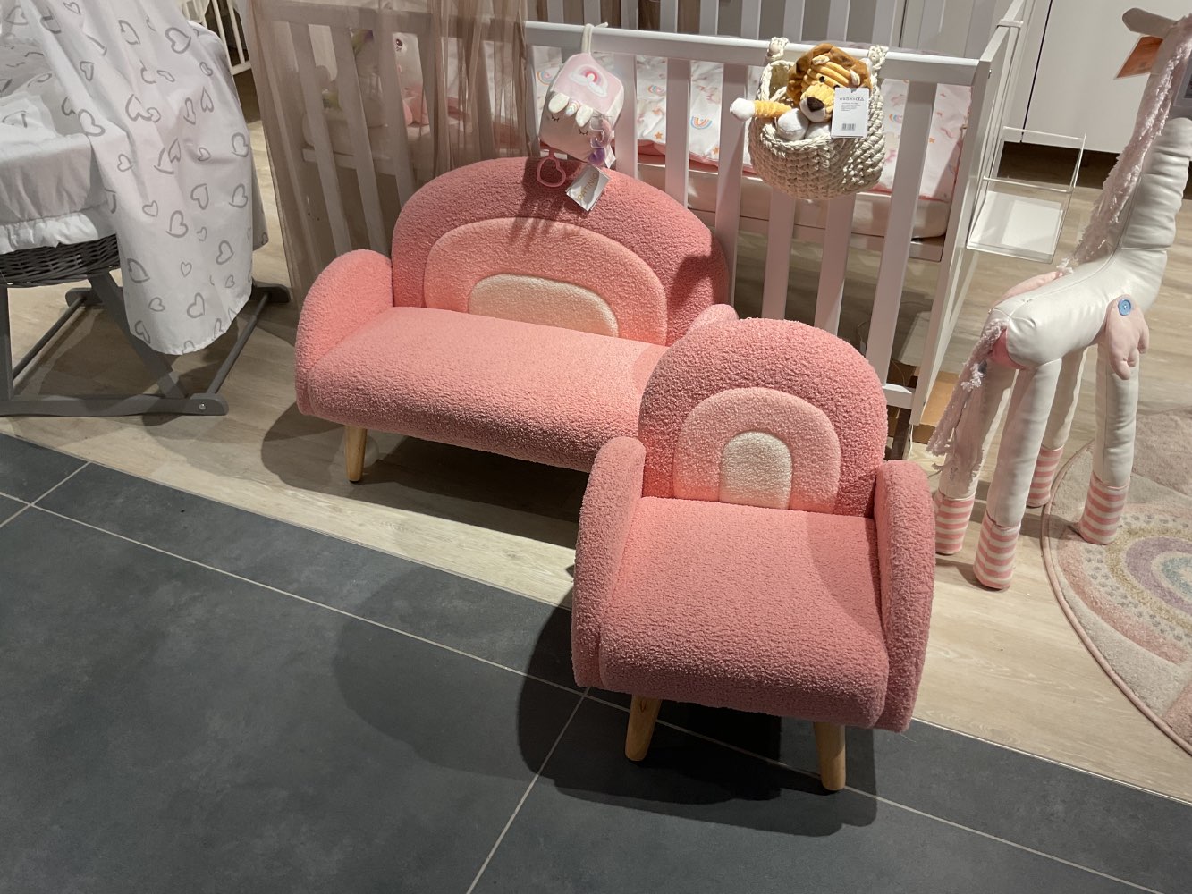 XXXLutz Ausstellungsstück Möbel Kindersessel oder Bank Samy rosa