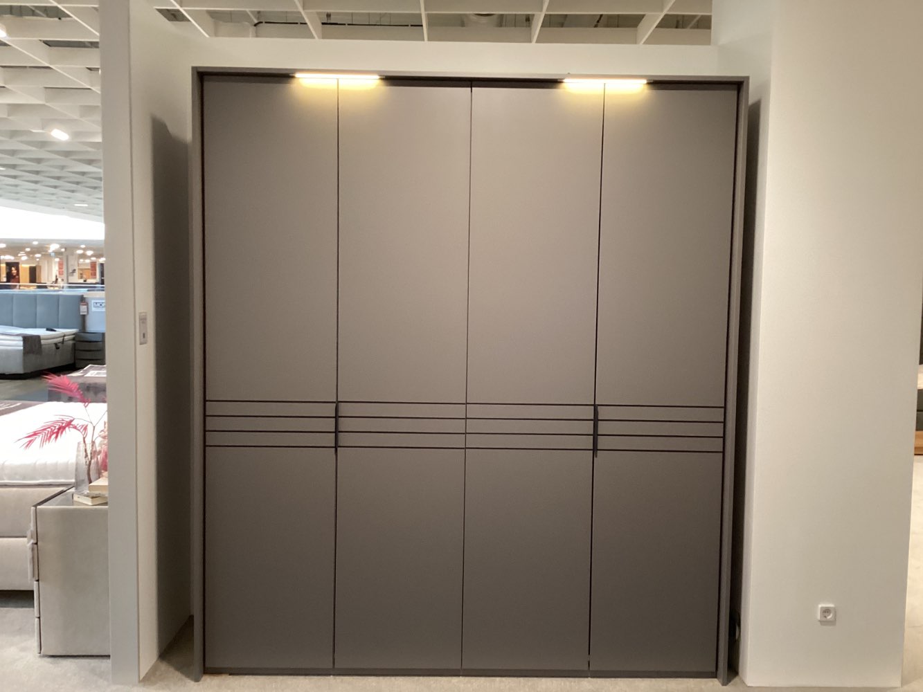 Drehtürenschrank Mondo Amado