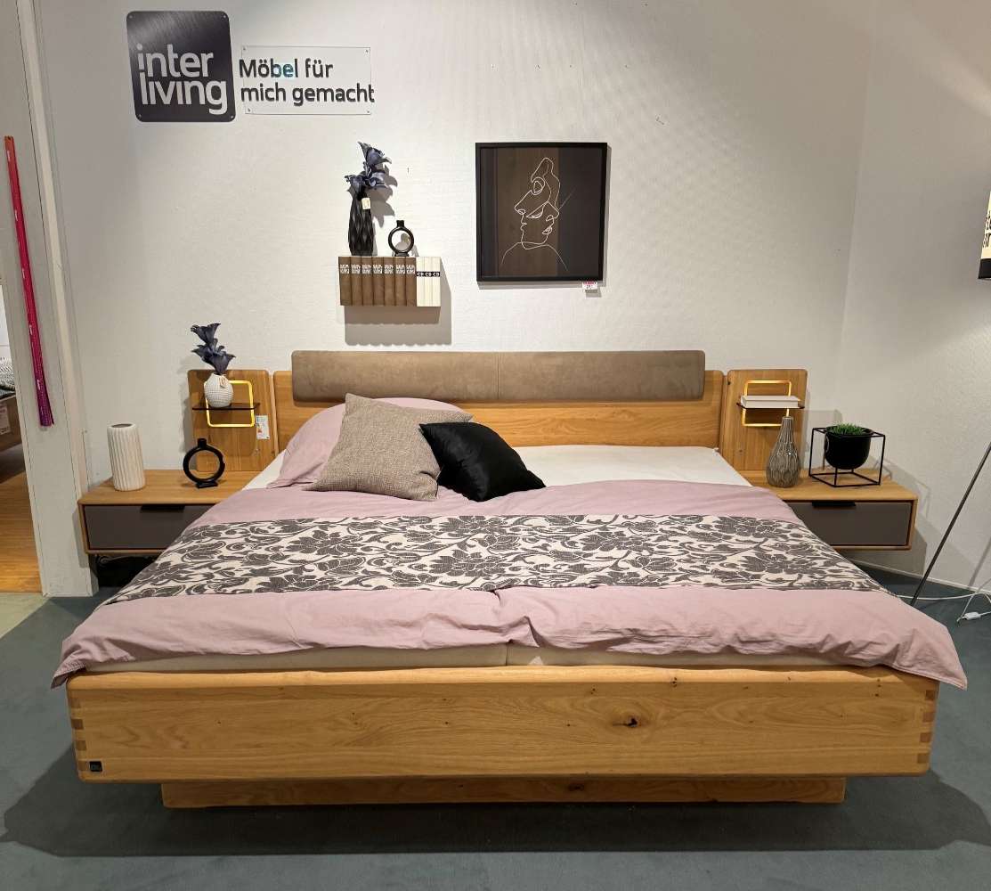 Schlafzimmer Interliving 1015 in Massivholz