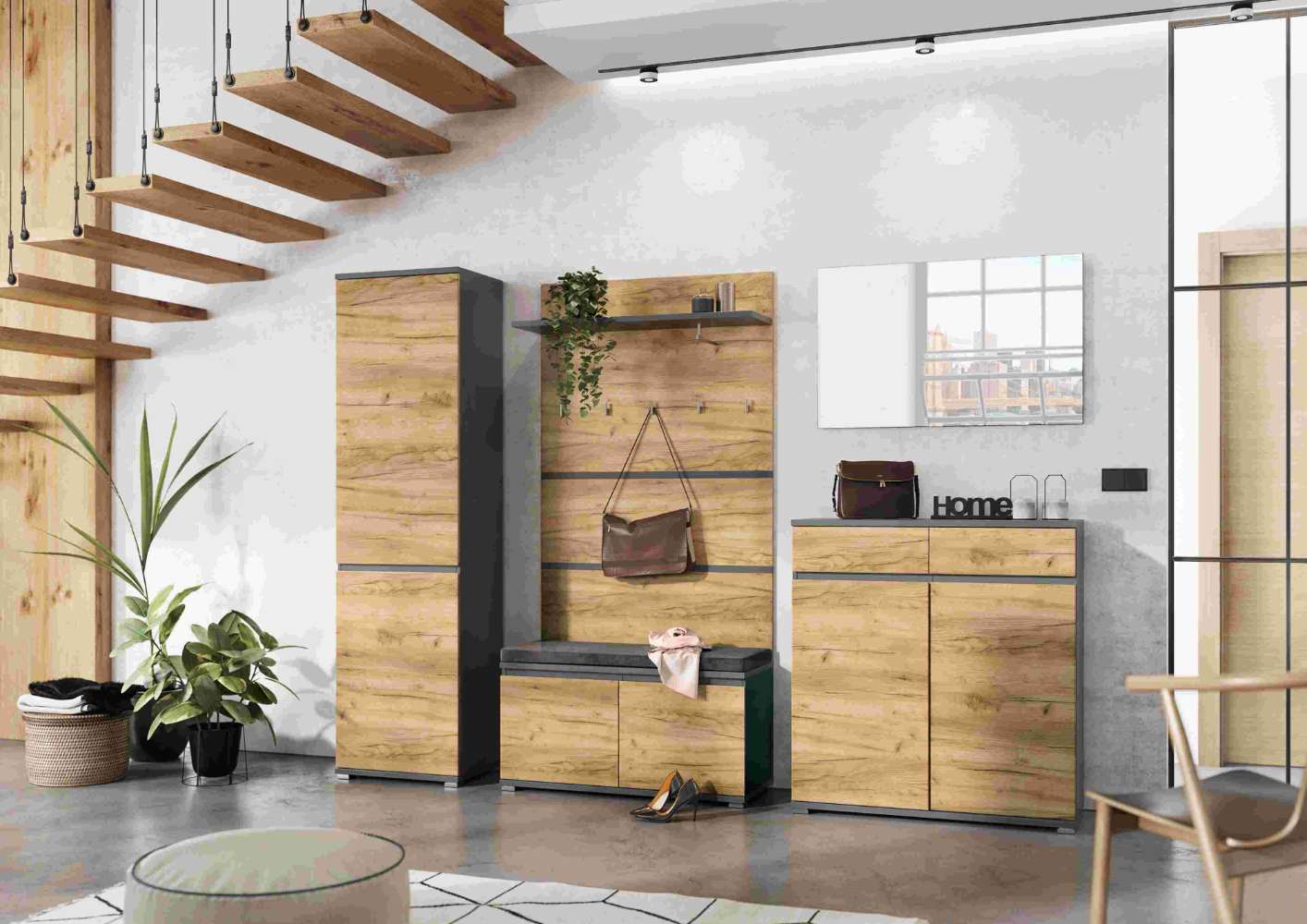 Garderobenschrank