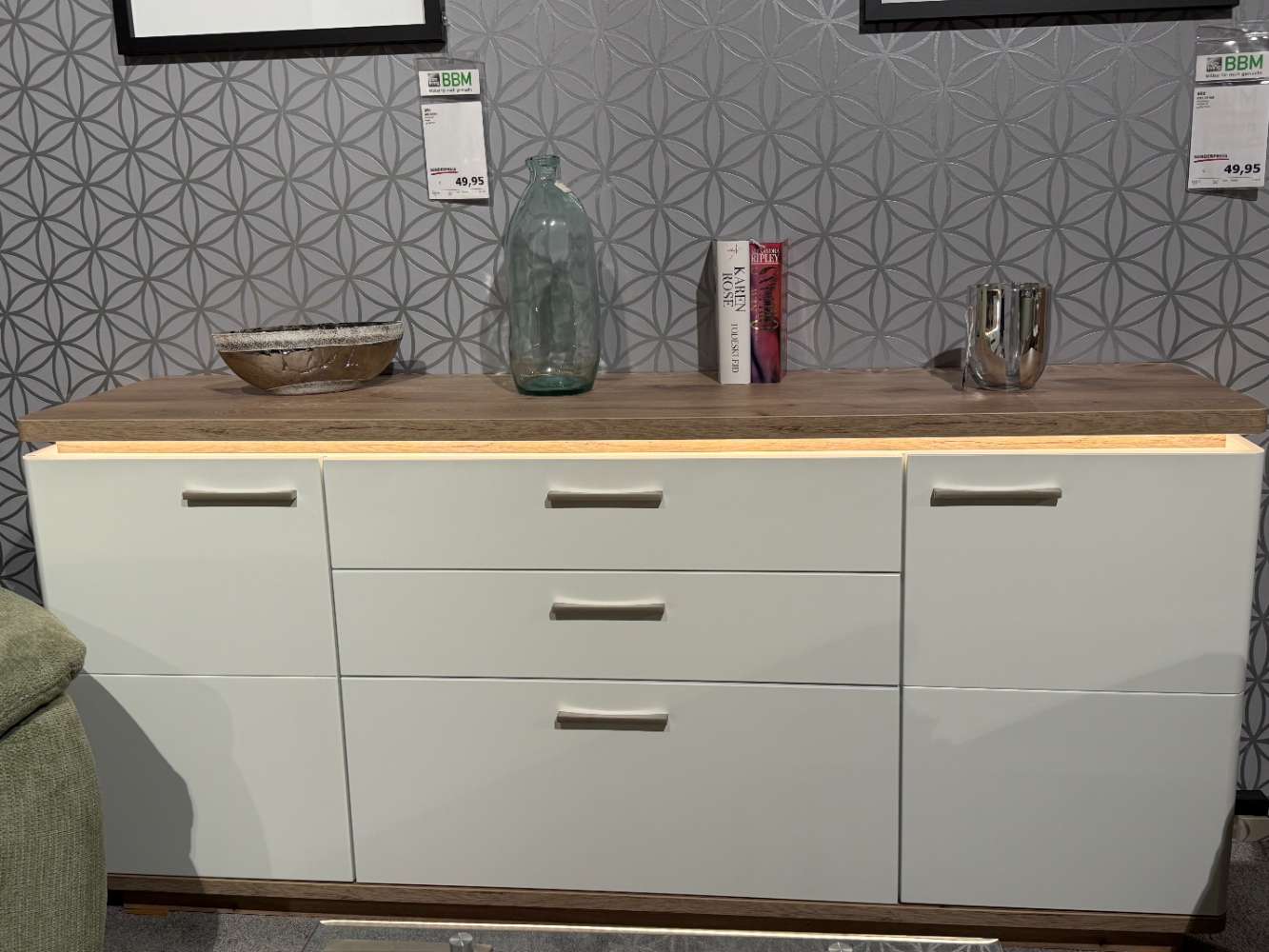 Sideboard Soft White mit LED Beleuchtung