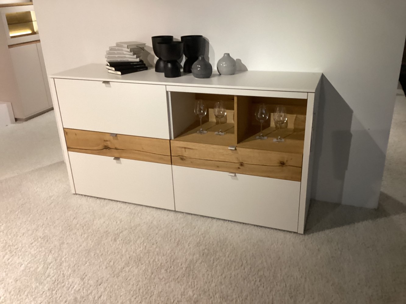 Sideboard