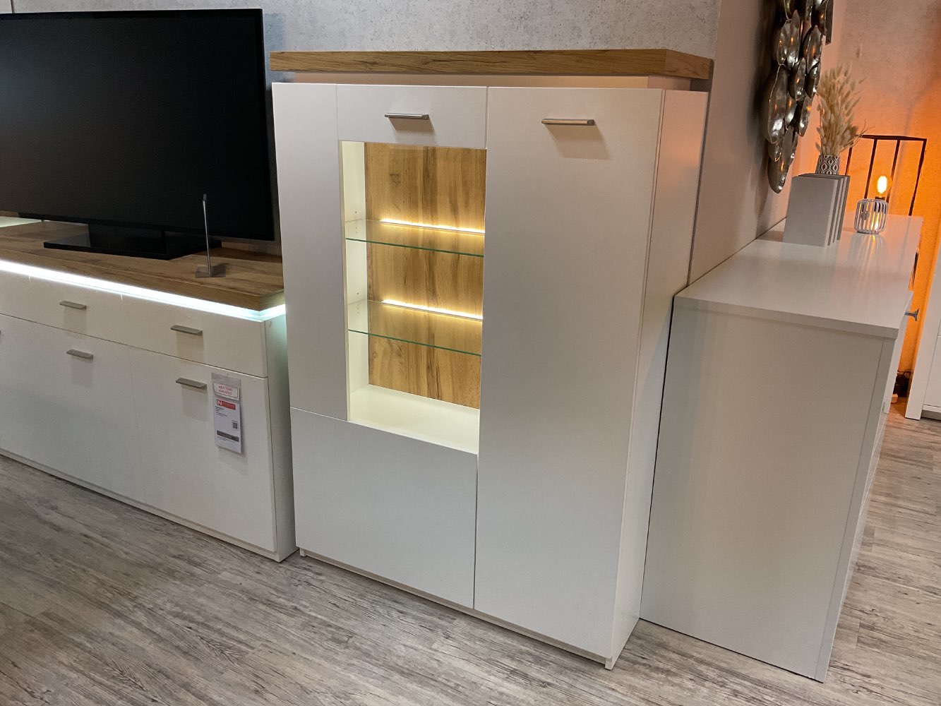 Highboard Cali weiss / MCA