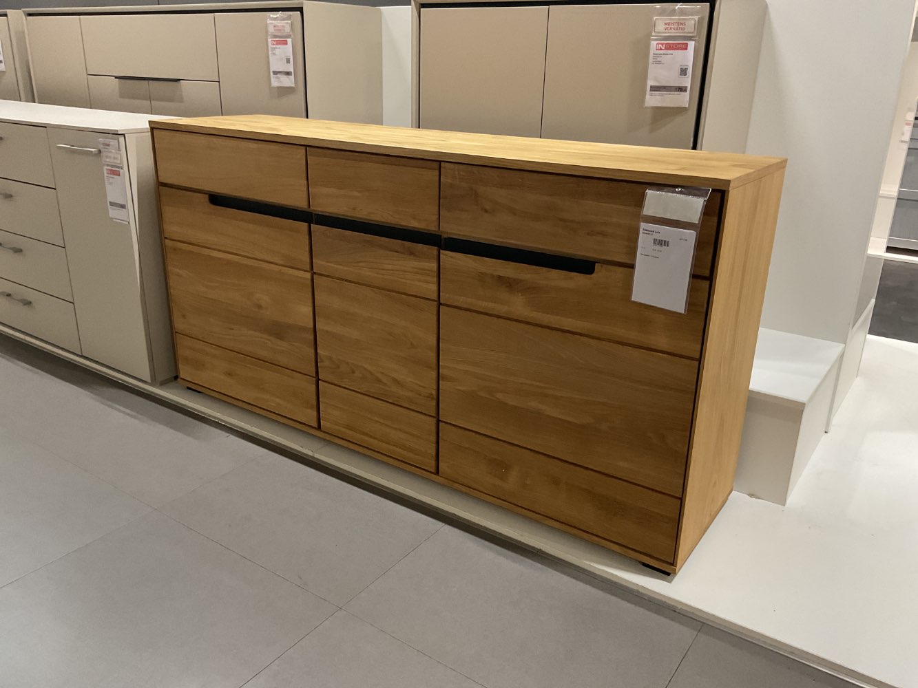 Sideboard