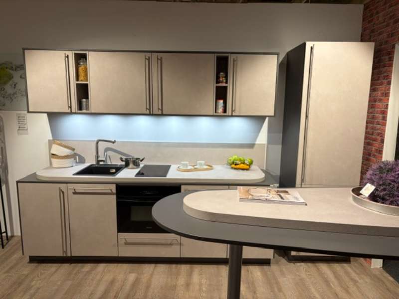 Einbauküche Constructa Backofen/Herd Einbaukühlschrank Siemens