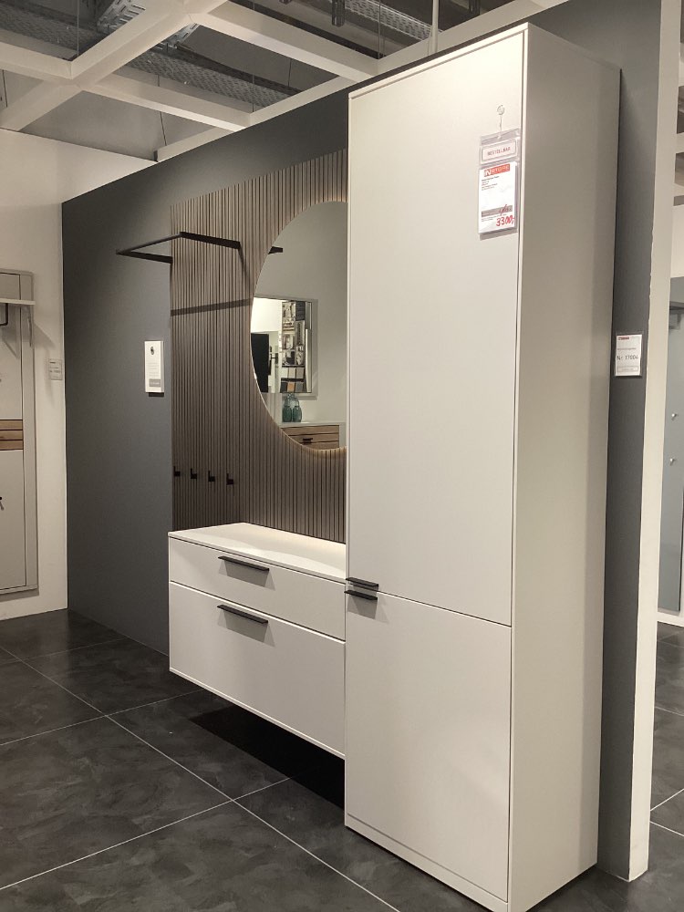 Garderobe Kara Frame