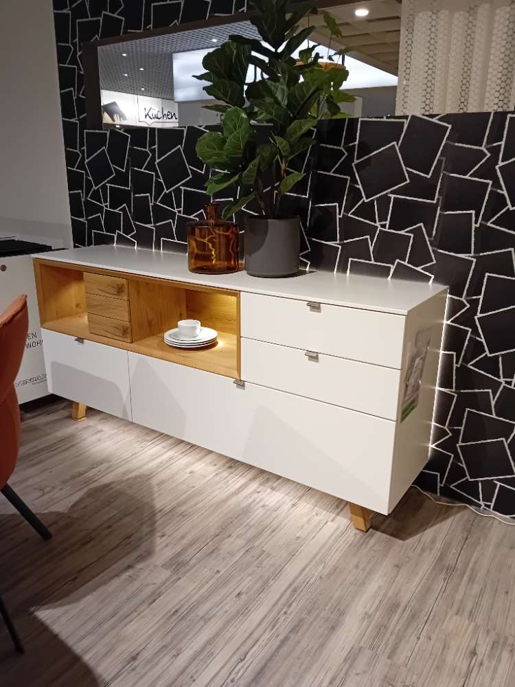 Sideboard