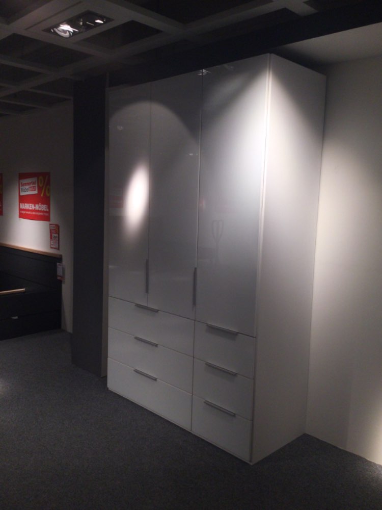 Drehtürenschrank Multiplan