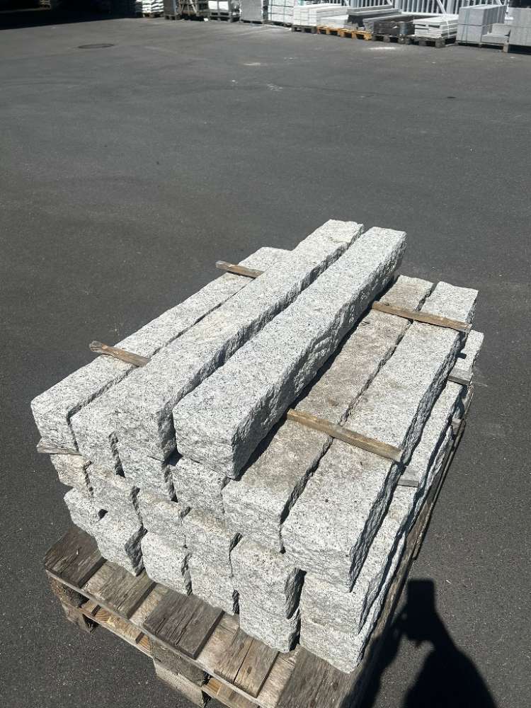 Granit Palisade 12x12x100 cm