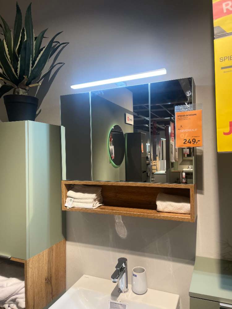 Möbel, Badezimmer Spiegelschrank Grün, XXXLutz