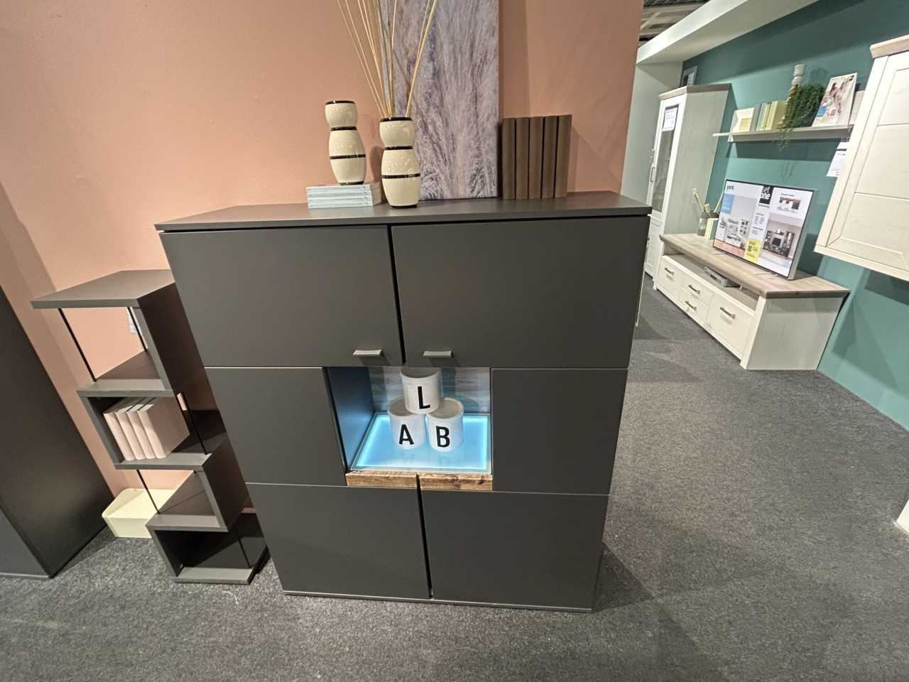 JW Highboard