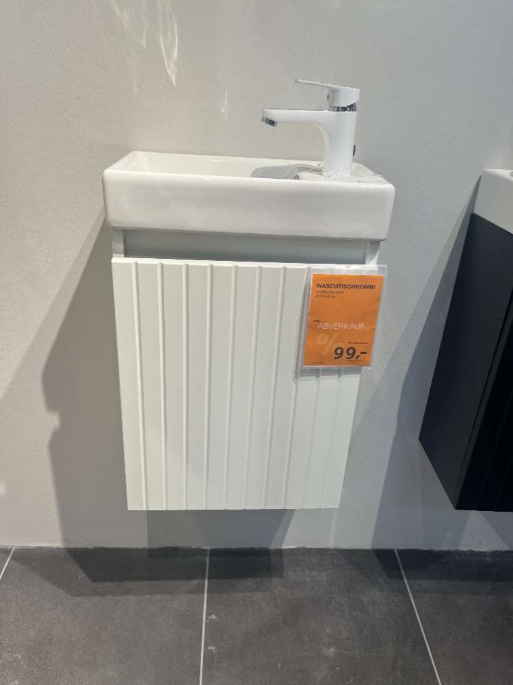 Möbel, Badezimmer Weiss Matt, XXXLutz