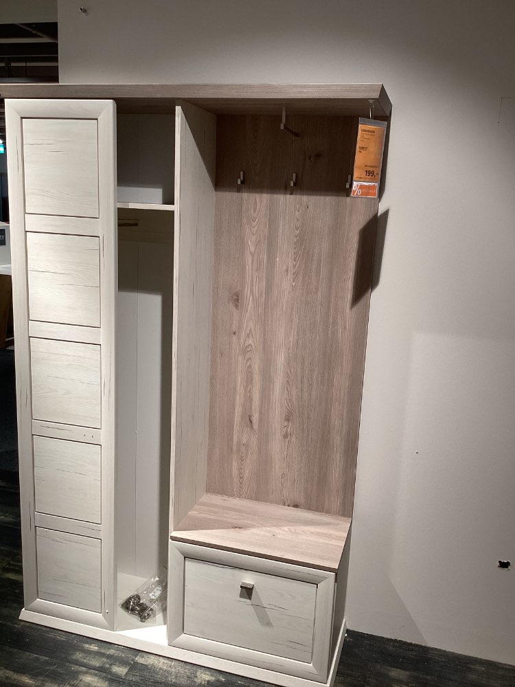 XXXLutz Garderobe Camron