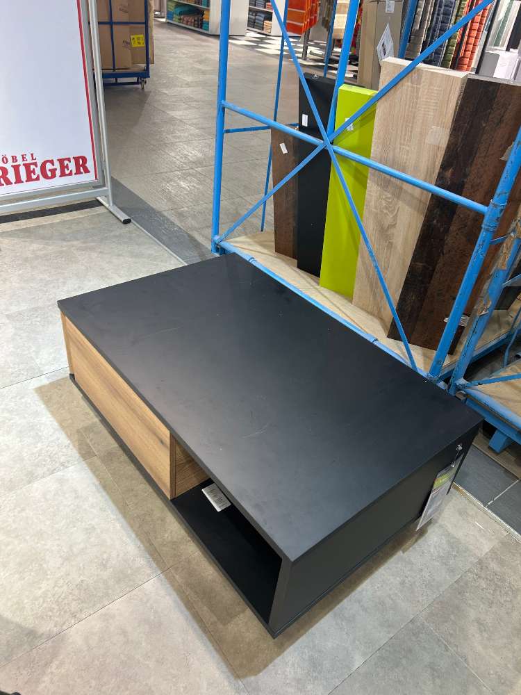 JW Couchtisch
