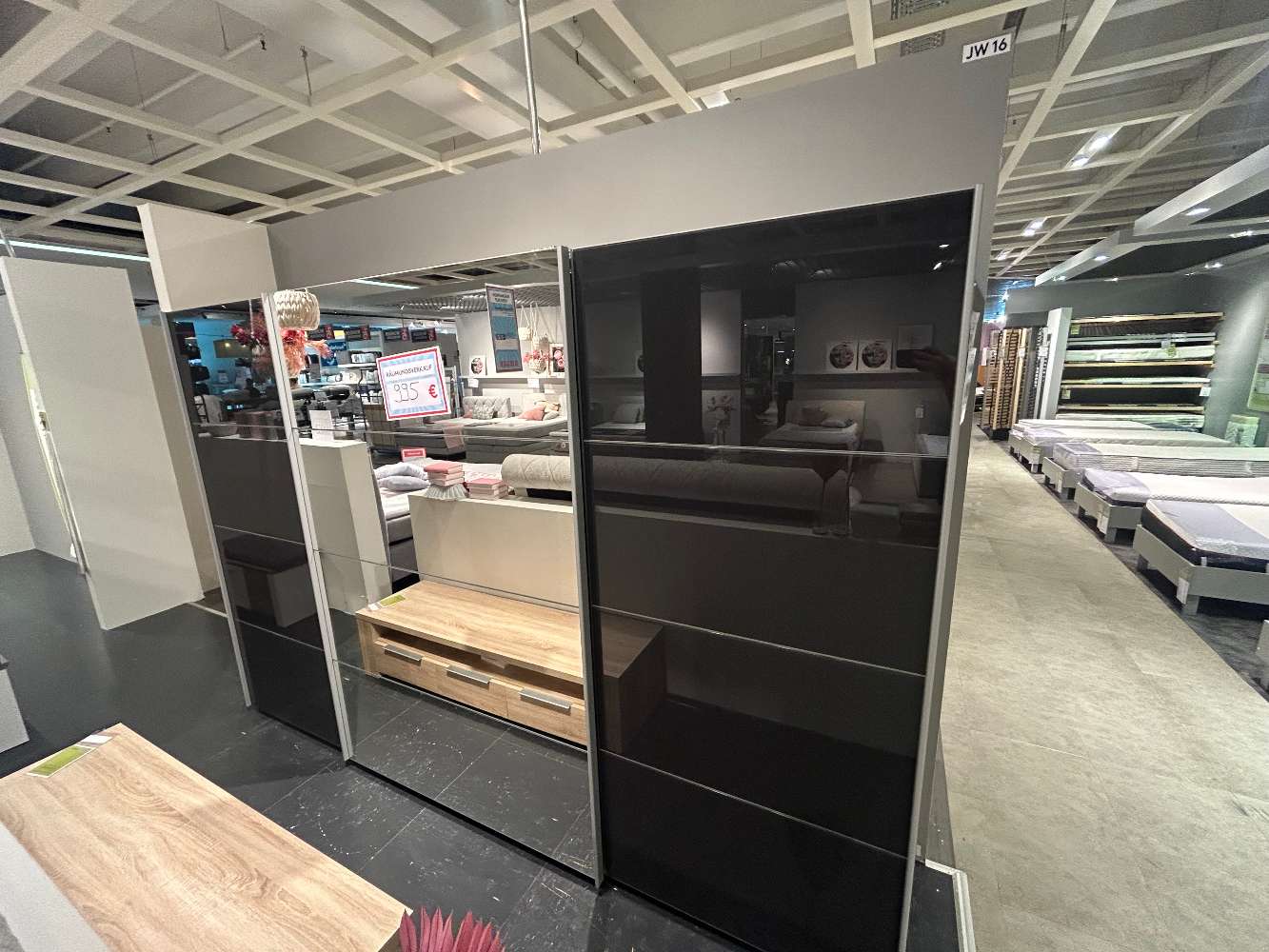 JW Schwebetürenschrank