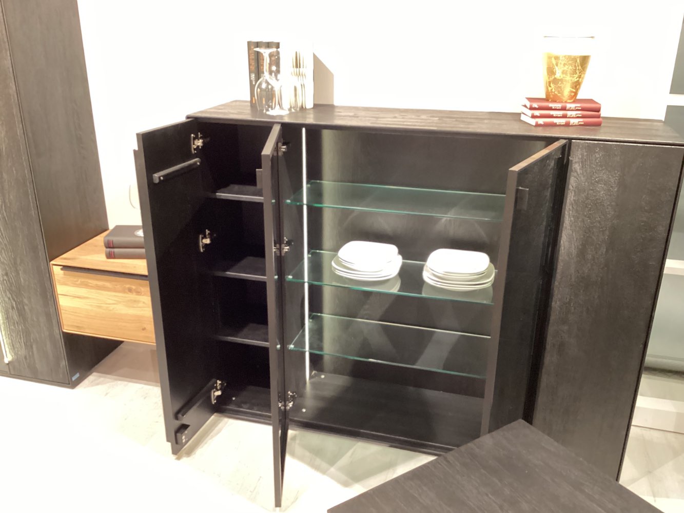 XXXLutz Wohnwand mit Sideboard