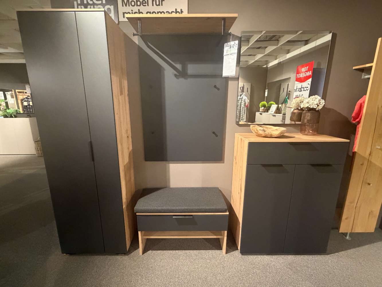 Garderobe modern / Anthrazit /  Asteiche