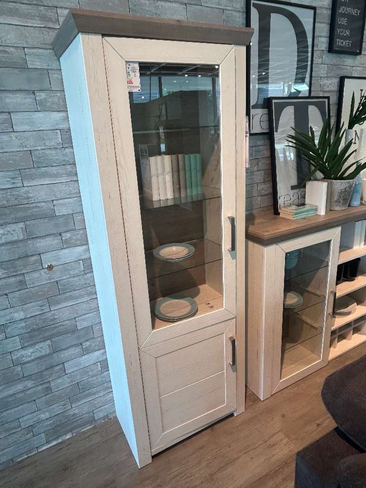 JW Vitrine