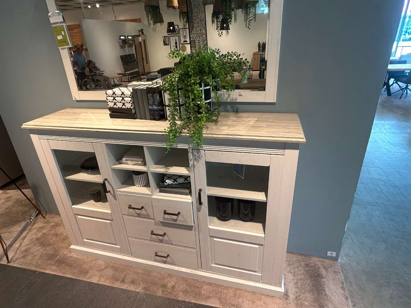 JW Highboard