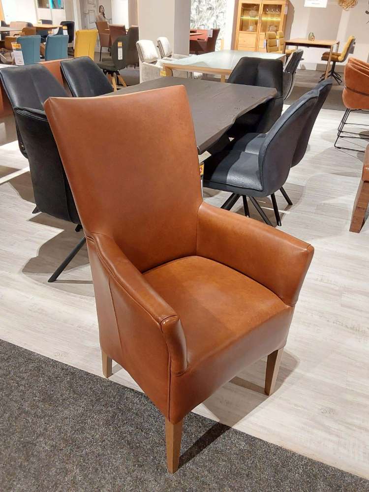 Stuhl mit Lehne