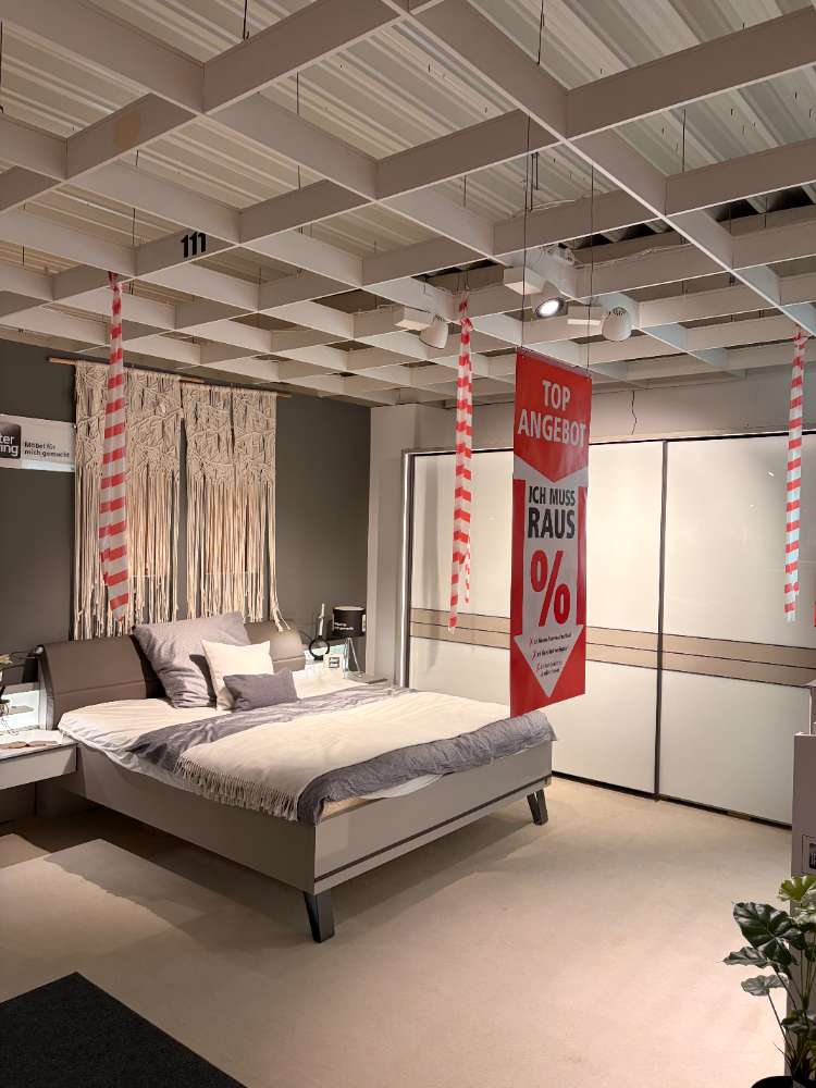 Interliving Schlafzimmer inkl. Kommode