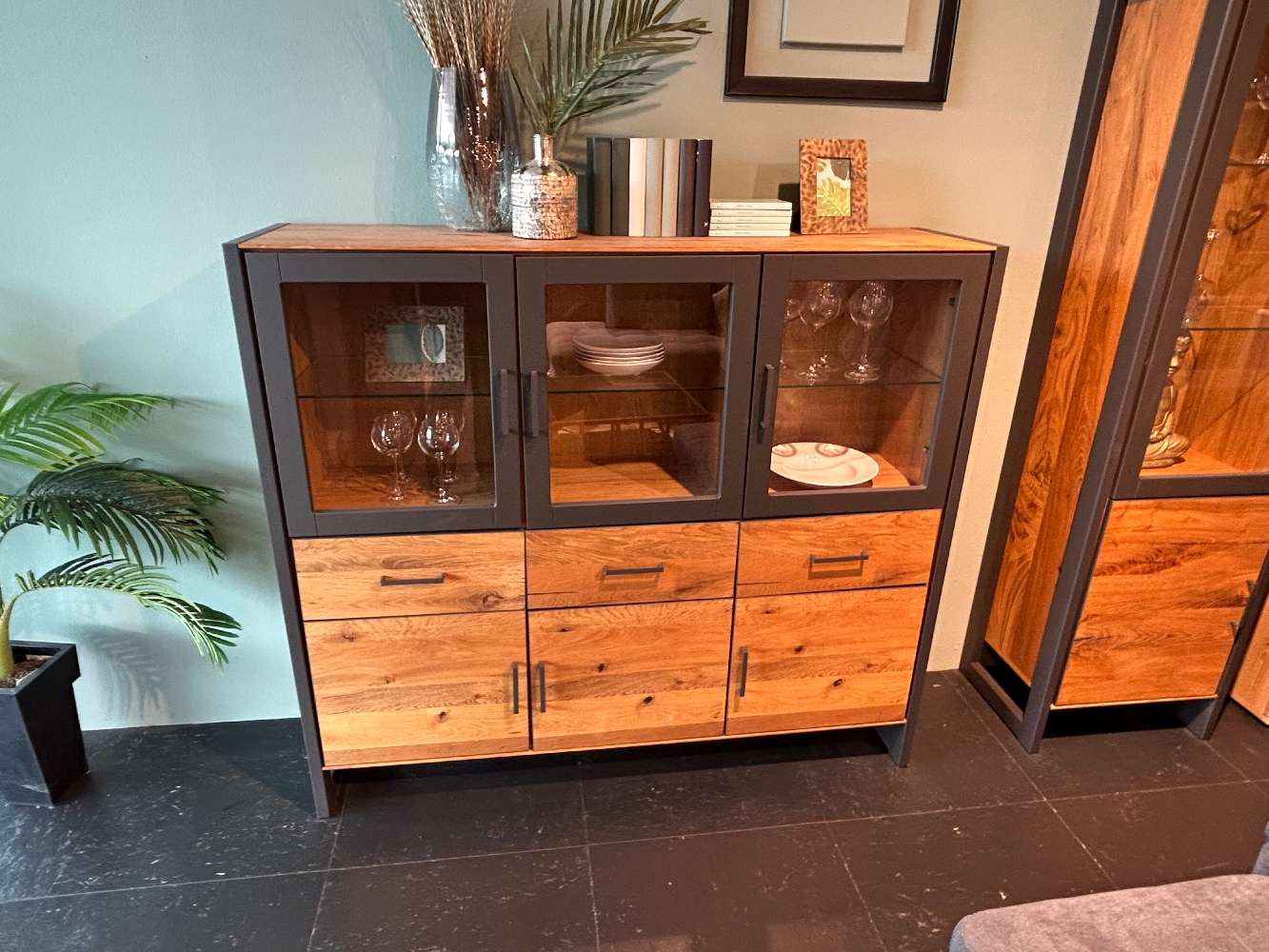 JW Highboard