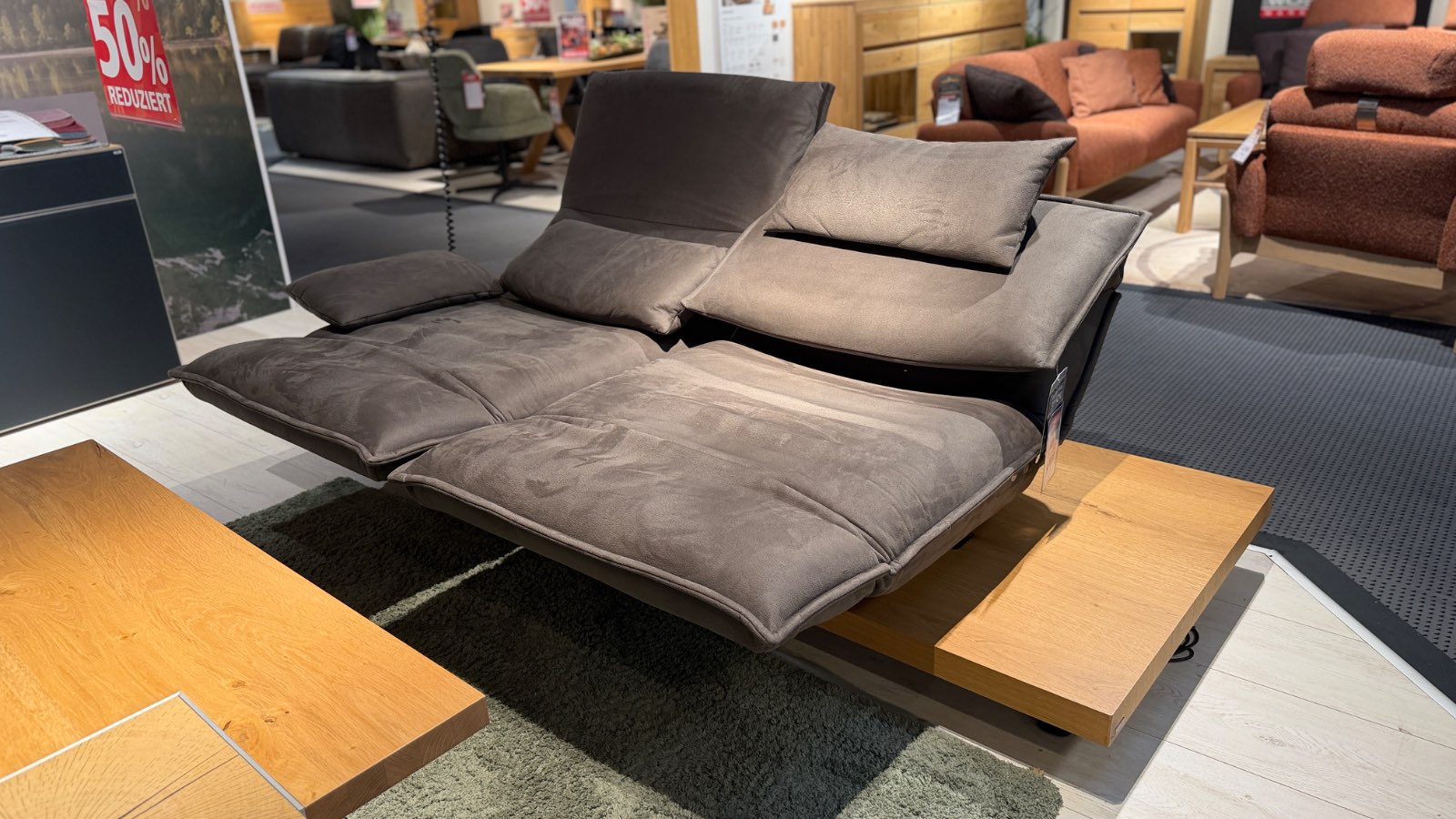 Sofa ca. 240 cm breit in grau