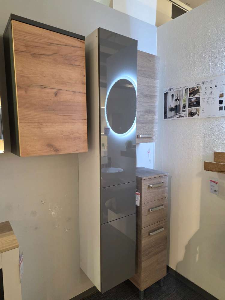 Hochschrank