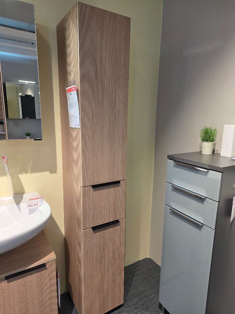 Seitenschrank