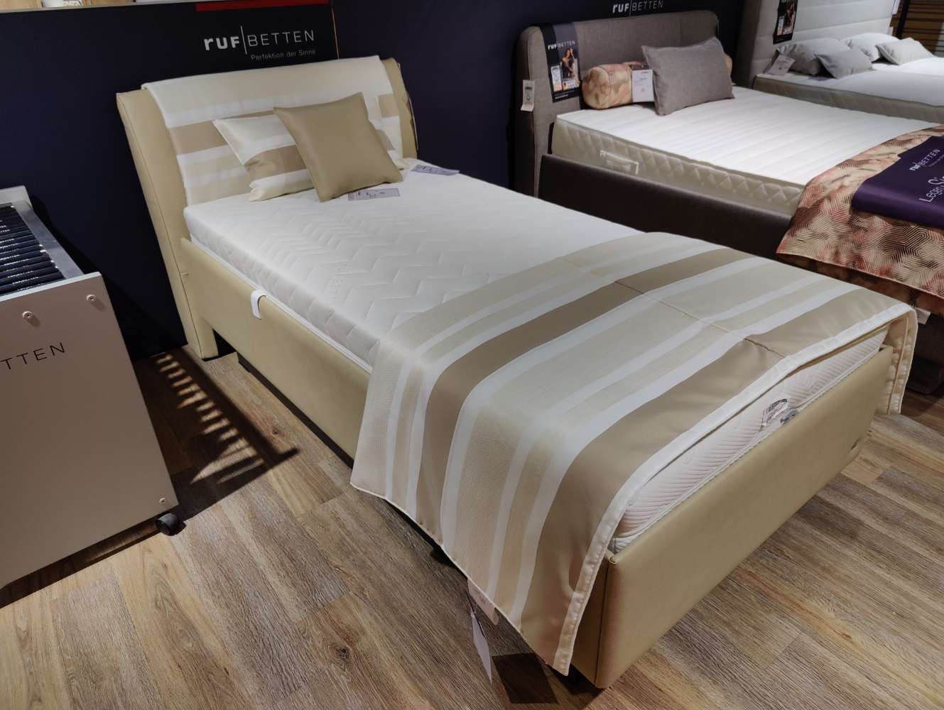 Polsterbett – RUF – Composium – 100×200 cm – inkl. Schal + Kissen
