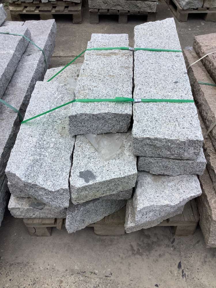 ⭐️ SONDERPOSTEN ⭐️ – Palisaden, Granit, 10x25xfreie Längen