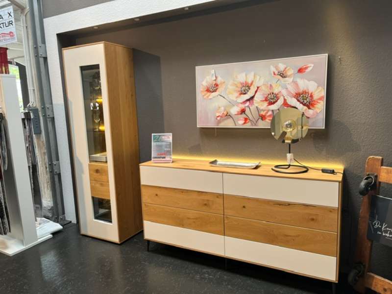 WK Wohnen Wohnkombi/ Vitrine und Sideboard