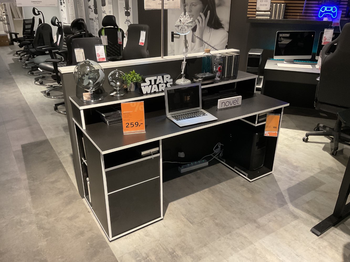 XXXLutz Ausstellungsstück Möbel Gamingtisch Recharge schwarz weiß