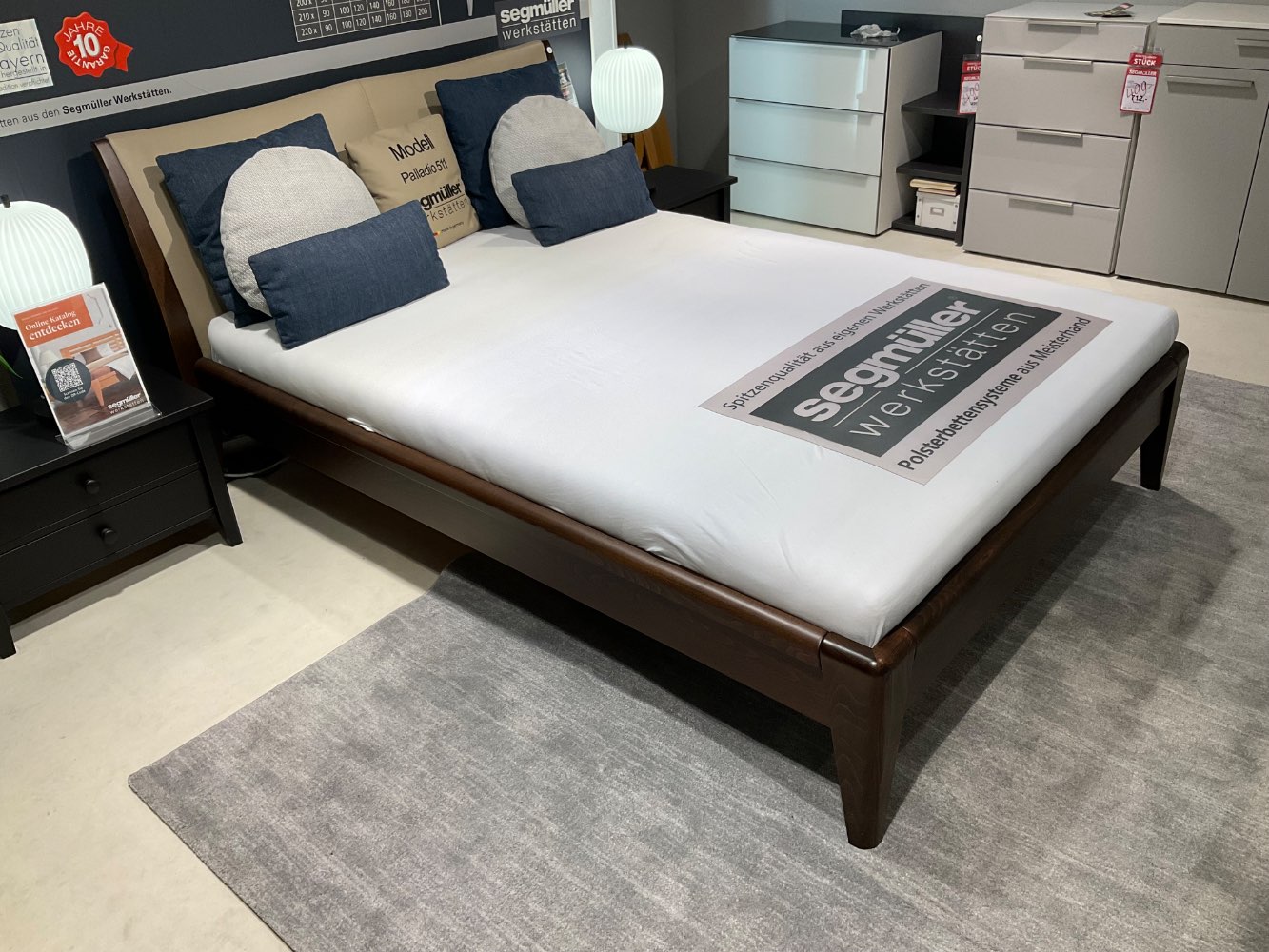 Bett in Massivholz LF ca. 140×200 cm