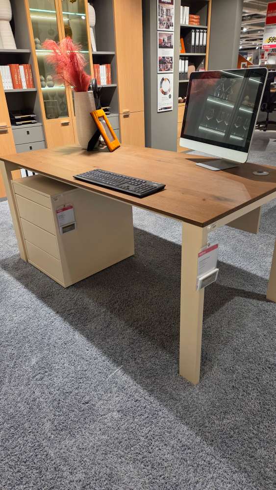 Schreibtisch mit Rollcontainer  Genta