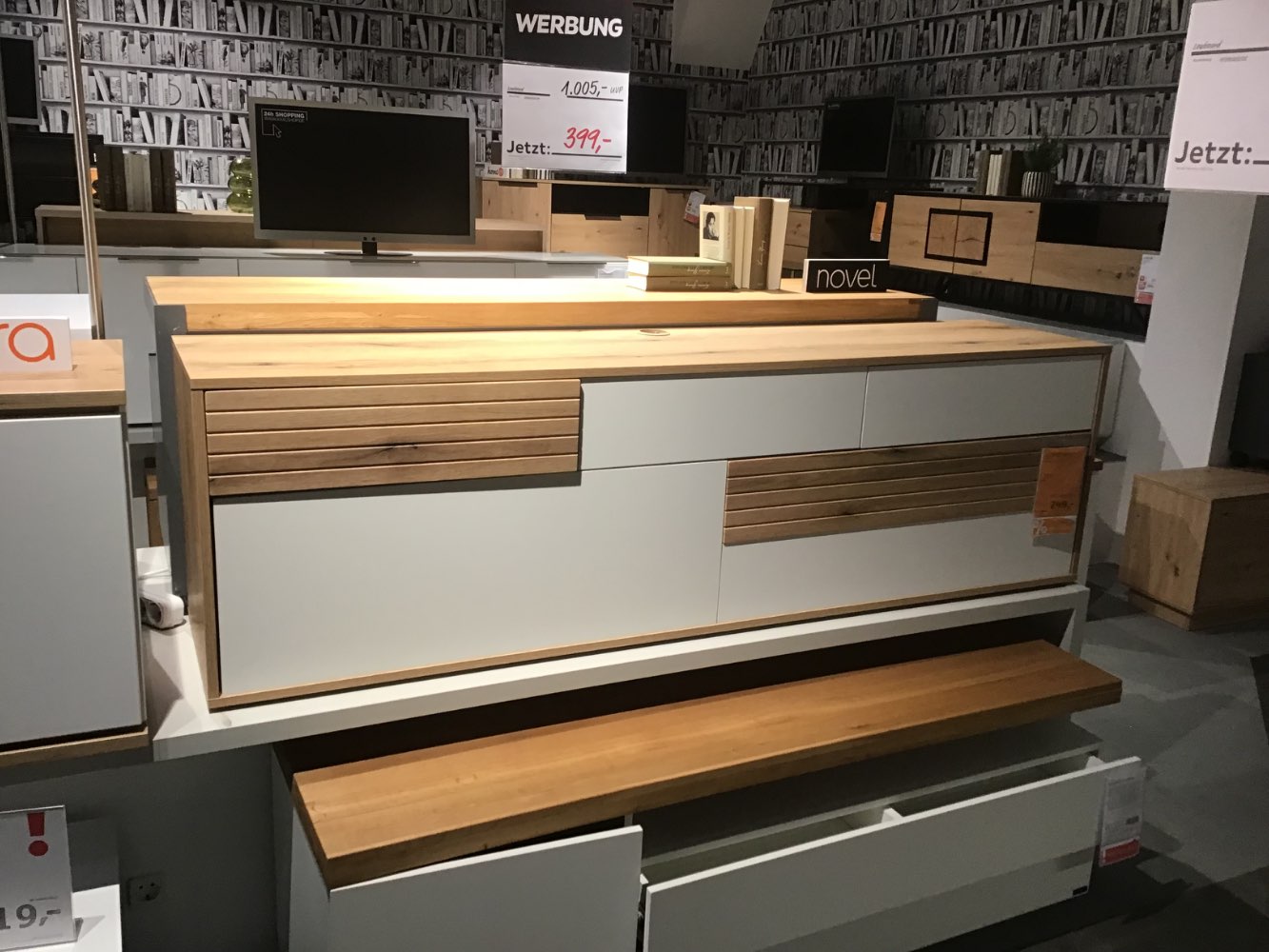 XXXLutz Ausstellungsstück Möbel Lowboard Frontek Eiche weiß