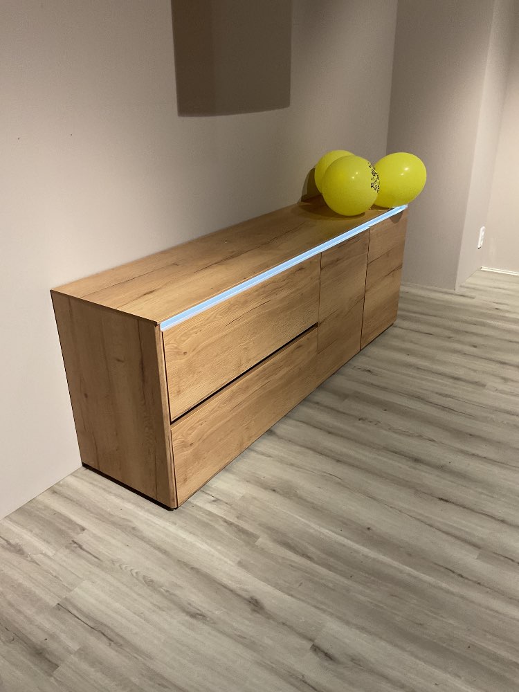 Sideboard