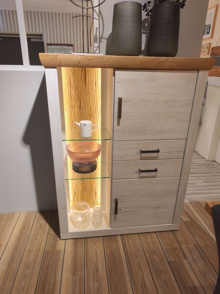 Highboard + Beleuchtung  Zara