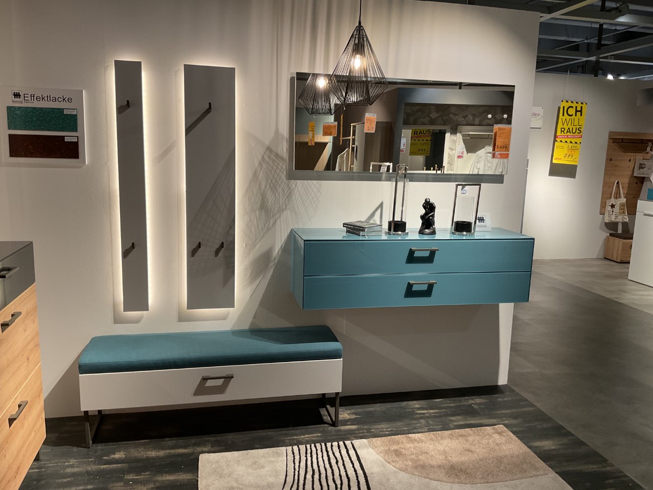 XXXLutz Ausstellungsstück Möbel Garderobe Odessa Glas türkis grau