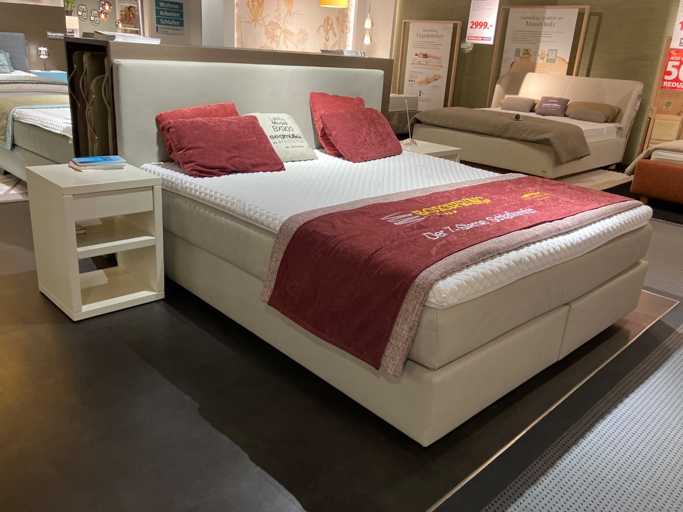 Boxspringbett, LF ca. 180/200 cm inklusive Topper