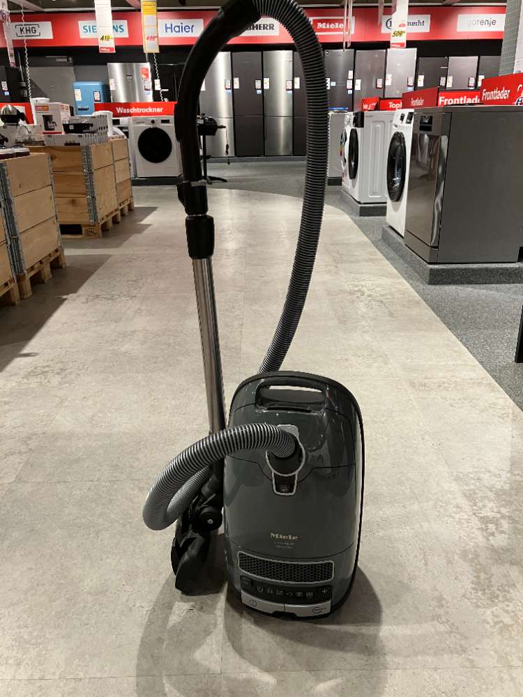 Bodenstaubsauger Miele