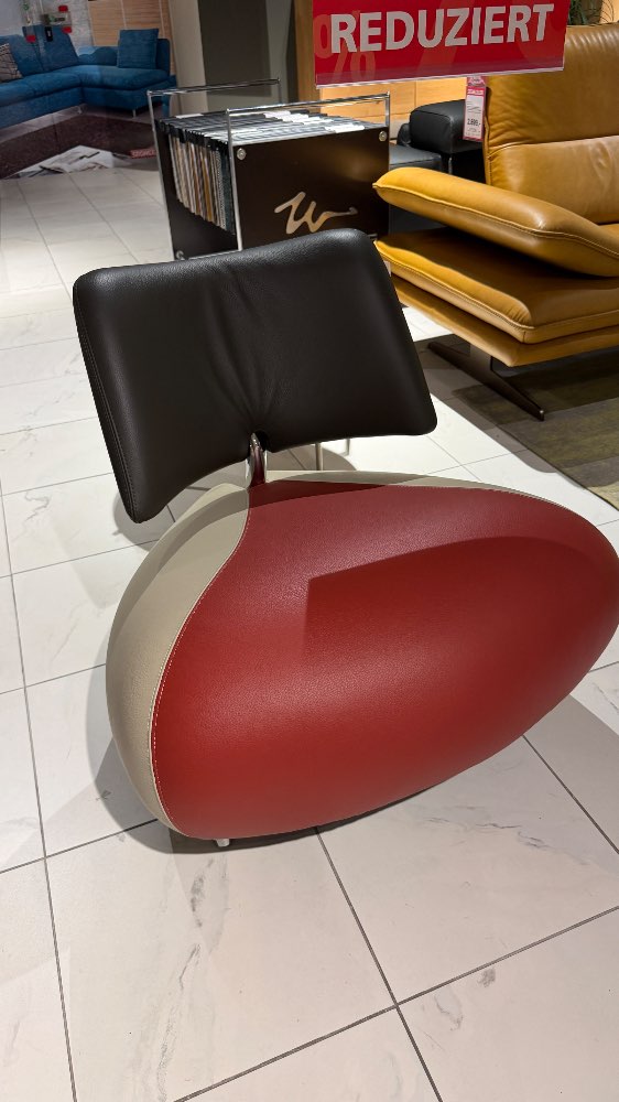 Sessel ca. 86 x 73 x 84 cm in bunt